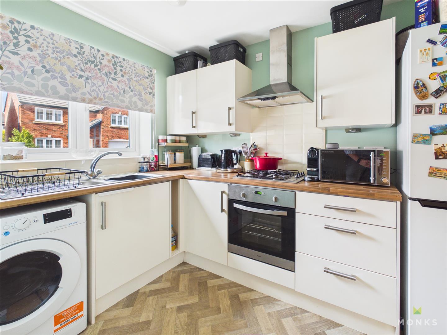 16 Henry Robertson Drive, Oswestry, SY11 3GY For Sale